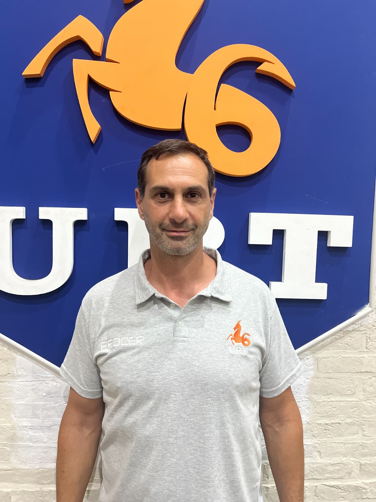 Dr. Javier Budeguer